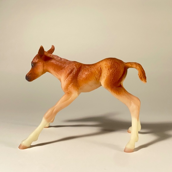 Arabian Mare and Foal | Breyer - Picture 10 of 11
